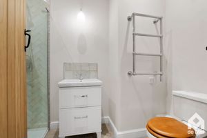 Photo 23- click for photo gallery